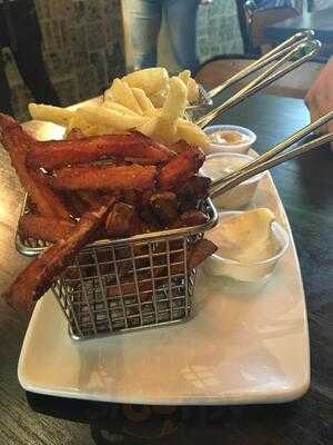 Burger Urge Chermside