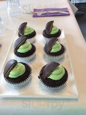 Willow Tree Cafe On Latrobe