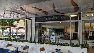 Master Tom's