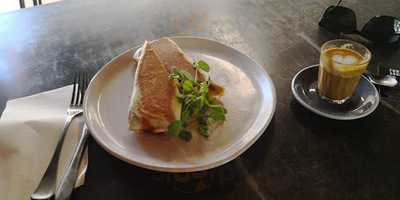 Fonzie Abbott Espresso