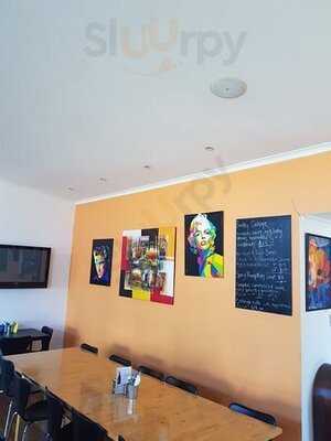 Urban Lights Woodoven Pizzeria