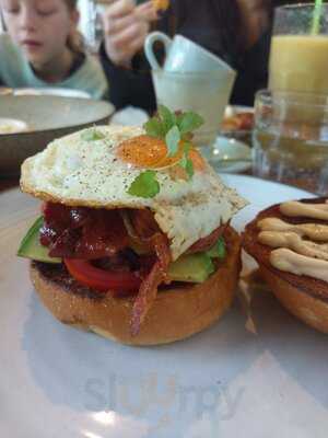 Ginger And Green Cafe