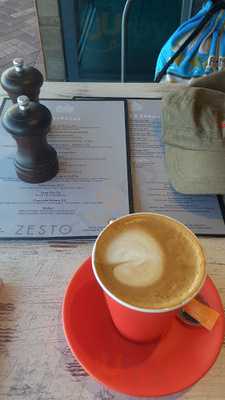 Zesto Cafe