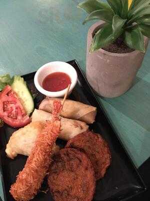 Chili Coco Thai Kitchen And Cafe