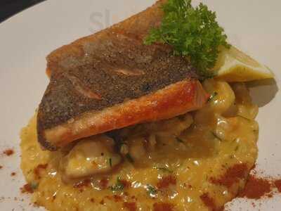 One Fifty Ascot Bar & Eatery