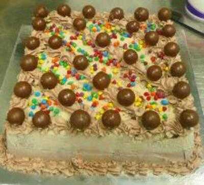 Cold Rock Ice Creamery