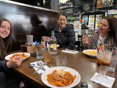 Silvana Cafe & Restaurant