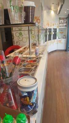 Fro Yo And Bubble Tea