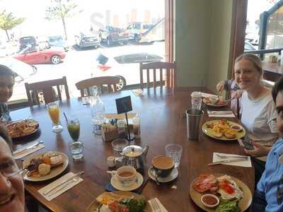 Cooper's Cafe & Catering