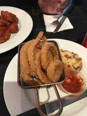 Three Little Pigs Tavern