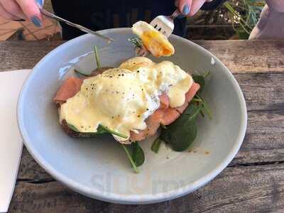 Saint Lucy Caffe E Cucina