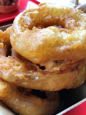 Miss Kay's Mitchelton