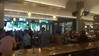 Pig 'n' Whistle West End