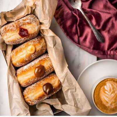 Gloria Jean's Coffees