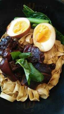 Two Hand Noodle Soup