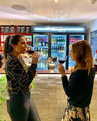 Toncini Modern Italian