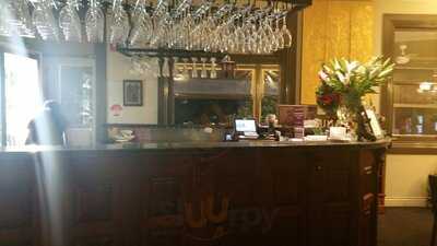 Thai Rose Cafe And Bar