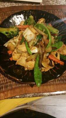 Thai Rose Cafe And Bar