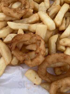 John's Food And Liquor Store