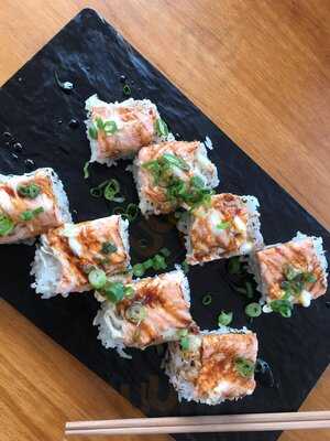 Tsuru Sushi Cafe Ashgrove