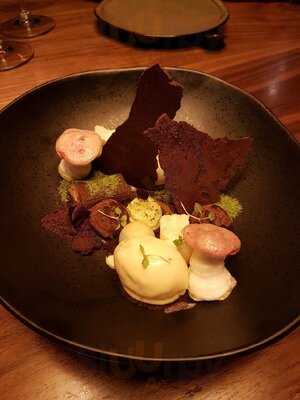 Umami Restaurant & Bar