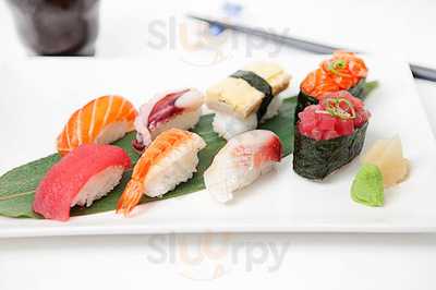 Sushi Master & Dancinwok