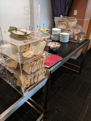 Exacta Restaurant & Bar