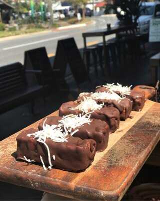 Stefani's On Latrobe