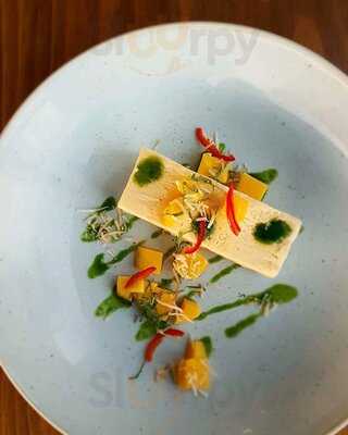 Stefani's On Latrobe