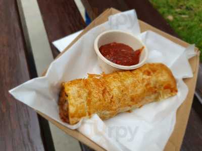 Hazel's Poolside Cafe