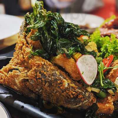 Lackers Grill Restaurant