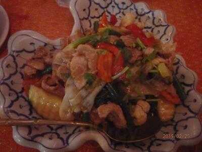 Ruk-thai Restaurant