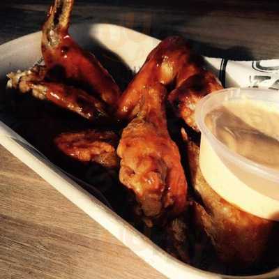 Craft Burgers Beers & Burritos - Tingalpa