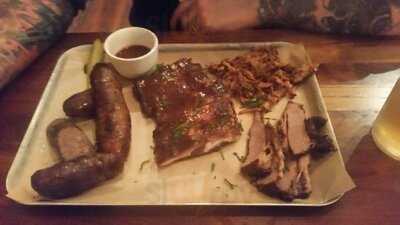 Porky's Bbq & Bar