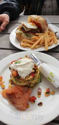 Deepwater Point Cafe