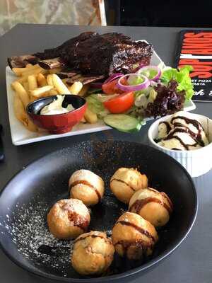 Sopranos Gourmet Pizza & Pasta