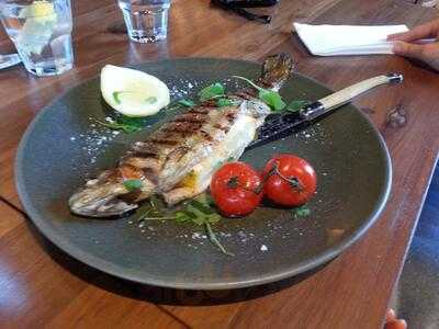 Cook & Co Bar & Grill