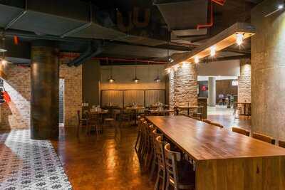 Cook & Co Bar & Grill