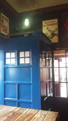 Elephant & Wheelbarrow