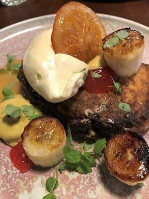 Six Feet Under Newstead