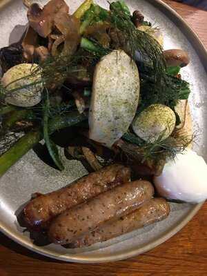 Six Feet Under Newstead