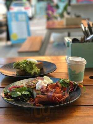 Pineapple Express Portside