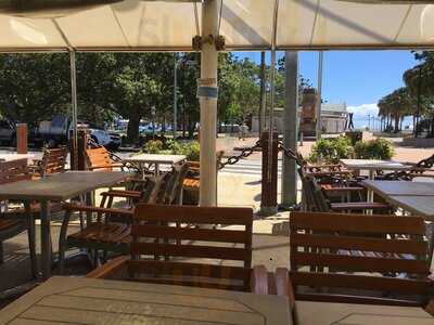 Pelican's Nest By The Bay