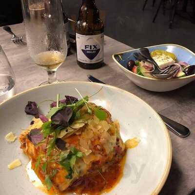 Maniatis Market Greek Dining