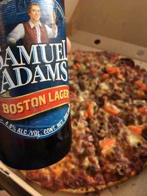 Wynnum Pizza & Spare Ribs