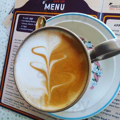 Santorini Kebabs And Burgers