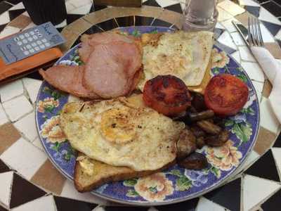 Santorini Kebabs And Burgers