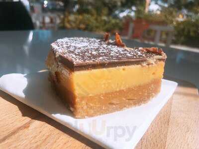 Clover Cafe & Restaurant