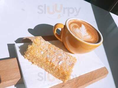 Clover Cafe & Restaurant