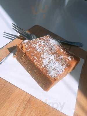 Clover Cafe & Restaurant